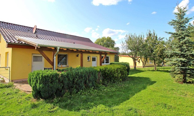 Wanzka House | Cottages Hoffelde SEE 8070 - SEE 8072 - small FH poppy