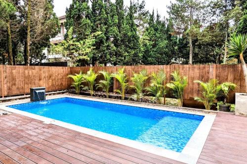 Parongpong Villa | Cottonwood Villa Rotensia BBQ Pool Pingpong