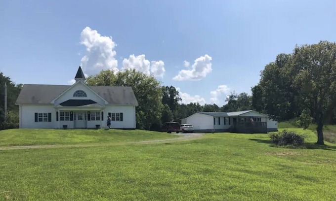 Nancy Cottage | Country Home 75 acres near Lake Cumberland