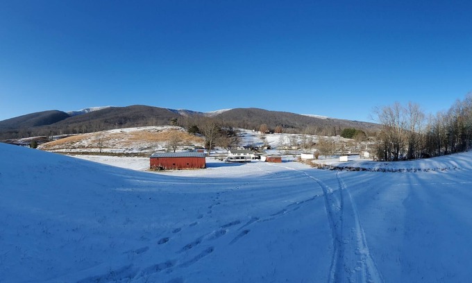 Abingdon House | Country home between Abingdon and Lebanon in Southwest Virginia.