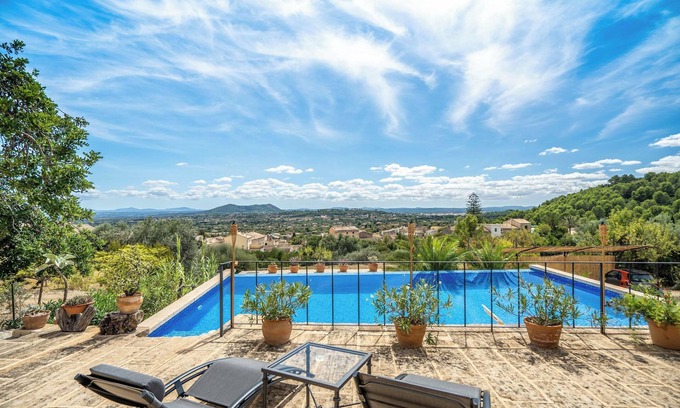 Selva Villa | Country Home "Can Pulit" with Pool, Garden, A/C & Wi-Fi