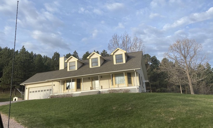 Piedmont House | Country Home - Minutes to Sturgis and other Black Hills Attractions