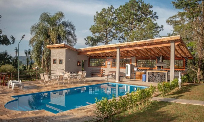 Santana de Parnaiba Cottage | Country house 3000m2, 25min from SP 21 people