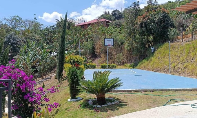 Loja House | Country house, 10 minutes from Vilcabamba! (The Valley of Longevity)
