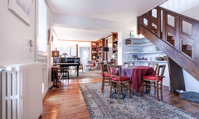 Jouy-en-Josas House | Country house 30 minutes from the Eiffel Tower
