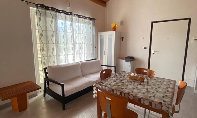 Sulmona House | Country house 5 minutes from downtown with garden and private parking space