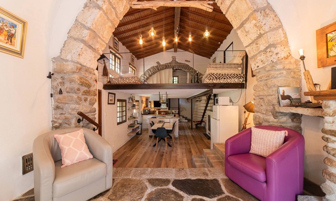 Corsavy House | Country House 'Chapelle De Léca' with Mountain View, Private Terrace and Wi-Fi