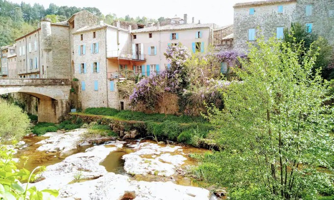 Largentiere Villa | Country House 'De Maître Du Domaine Des Lys' with Mountain View, Terrace and Wi-Fi
