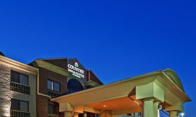 Lubbock Hotel | Country Inn & Suites by Radisson, Lubbock, TX