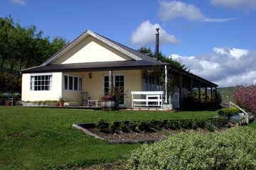 Waikanae House | Country Patch B&B "The Villa"