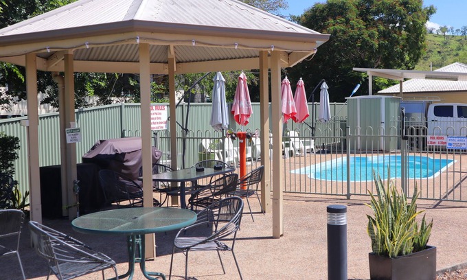 Gayndah Hotel | Country Roads Motor Inn Gayndah Qld