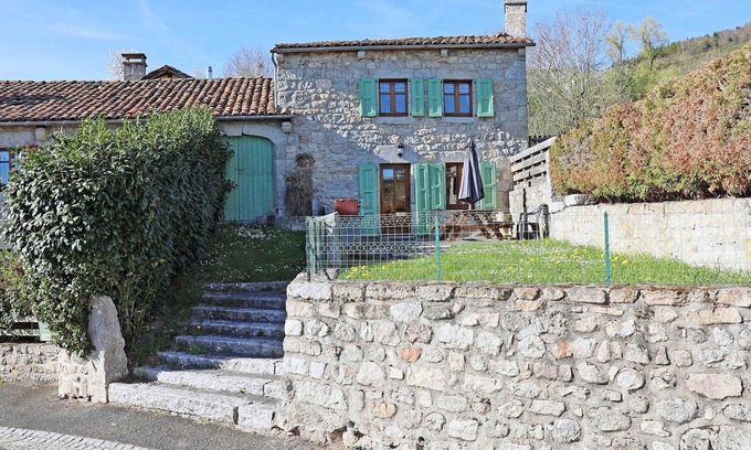 Le Malzieu-Forain House | Country-style house 2 kms from shops