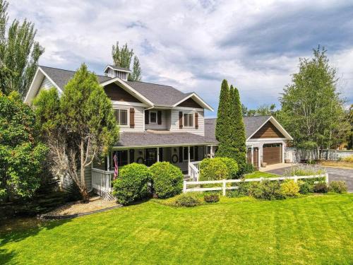 Kalispell Bed & Breakfast | Country Way Inn