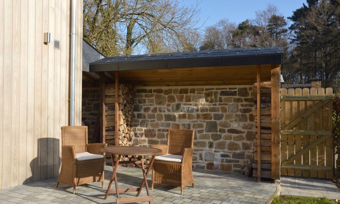 Theux House | Countryside Holiday Home in Theux with Fenced Garden and BBQ