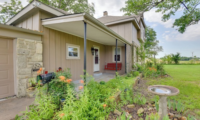 Osage County House | Countryside Retreat w/Pasture Views in Hominy