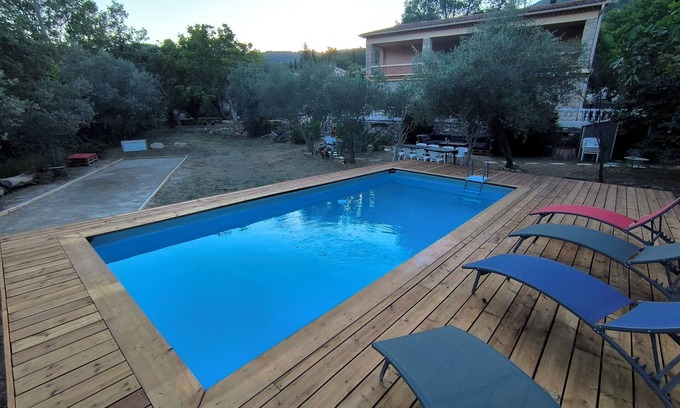 Bargemon Villa | Countryside, swimming pool, pétanque, barbecue