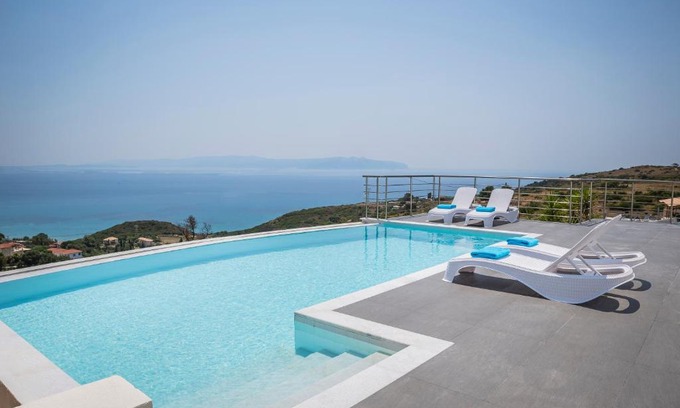 Eleios-Pronnoi Villa | Countrystyle Villa Bonora