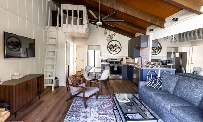 Vail Condo | Couple's Mountain Retreat: Summer Paradise! Views, Hiking, Biking, and more!