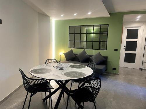 Baveno Apartment | COURT HOUSE Baveno Lake