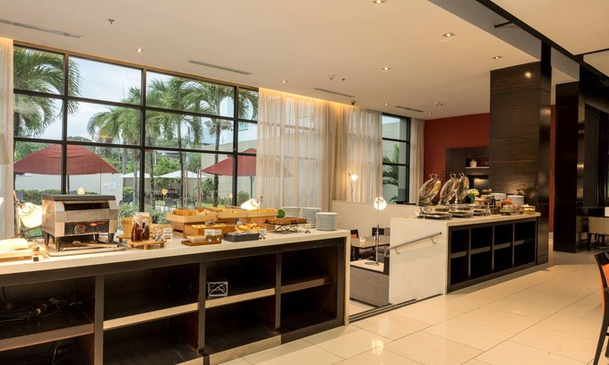 Cerro Viento Hotel | Courtyard by Marriott Panama Metromall