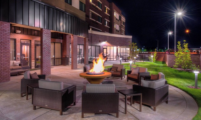 Chesterfield Hotel | Courtyard by Marriott St. Louis Chesterfield