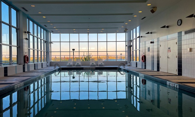 Calgary Hotel | Courtyard by Marriott Calgary Airport