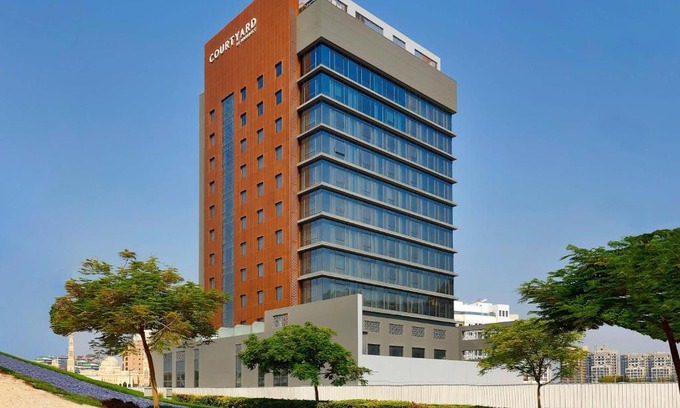 Jadaf Hotel | Courtyard by Marriott Culture Village, Dubai
