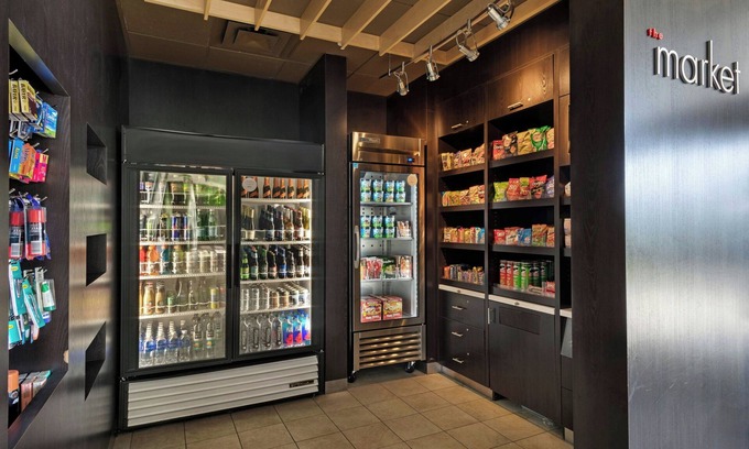 Harbor Hotel | Courtyard by Marriott Long Beach Airport