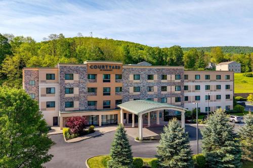 Oneonta Hotel | Courtyard by Marriott Oneonta