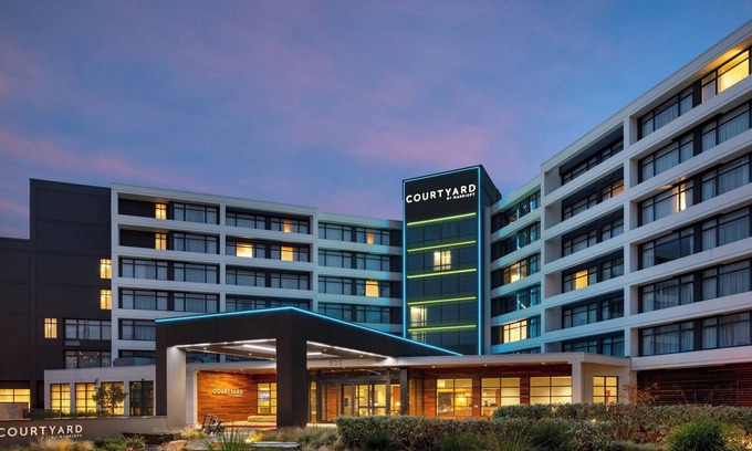 South Lake Union Hotel | Courtyard by Marriott Seattle Downtown Lake Union