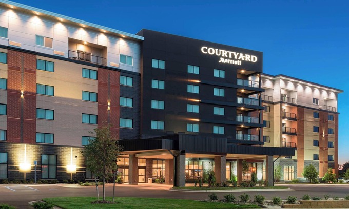 Mount Pleasant Hotel | Courtyard Mt. Pleasant at Central Michigan University