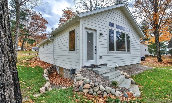 Three Lakes House | Cove Overlook, Waterfront & Sunset Views
