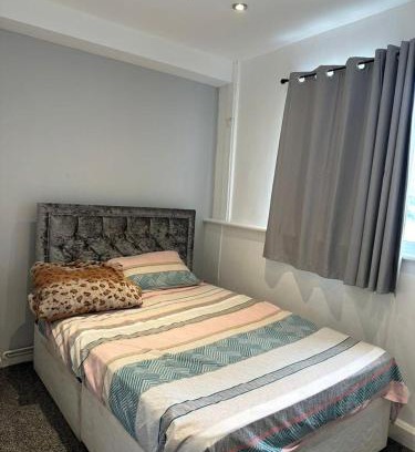 Woolwich Riverside House | Covenant property limited