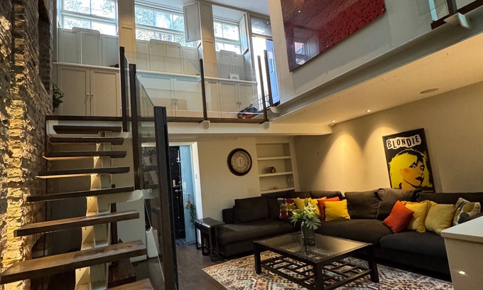 Covent Garden Apartment | Covent Garden 3-Bed Apt, Sleeps 10, 3 mins to Tube