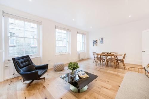 Covent Garden Apartment | Covent Garden Apartments - Netflix and Nespresso