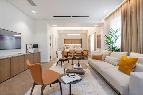 Covent Garden Apartment | Covent Garden Piazza by Stayo