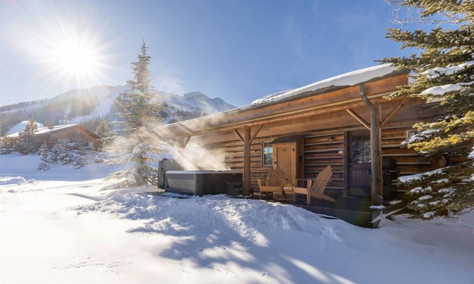 Big Sky Cabin | Cowboy Heaven Cabin - Rustic Ridge - Ski-in/out , Hot Tub, Outwest Escape, Hike
