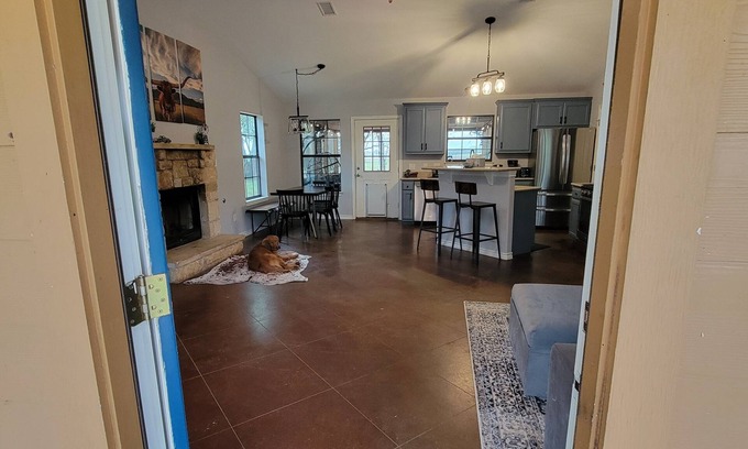 Elgin House | Cowboy Pool Oasis