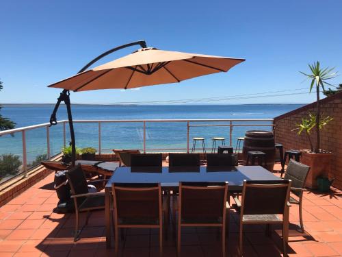 Cowes Apartment | Cowes Beachfront Retreat