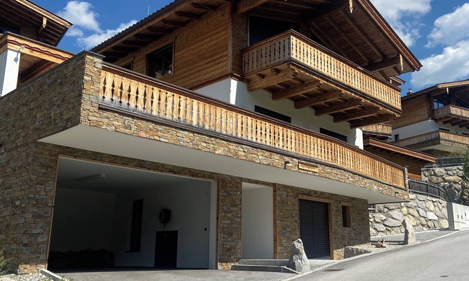 Schonbach Ski Chalet | Cozy Chalet Bachmayrspitze in Neukirchen am Grossvenediger