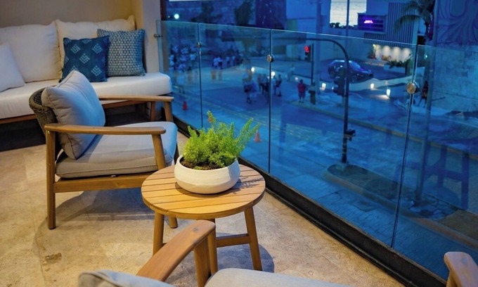 Colonia Centro Apartment | Cozumel NEW Siesta Studio: 1BR/Wi-Fi/AC/Noise Proof/With View