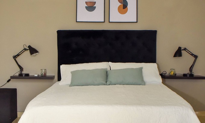 Centro Apartment | Cozy 1-bedroom apartment in charming Cartagena de Indias with WiFi