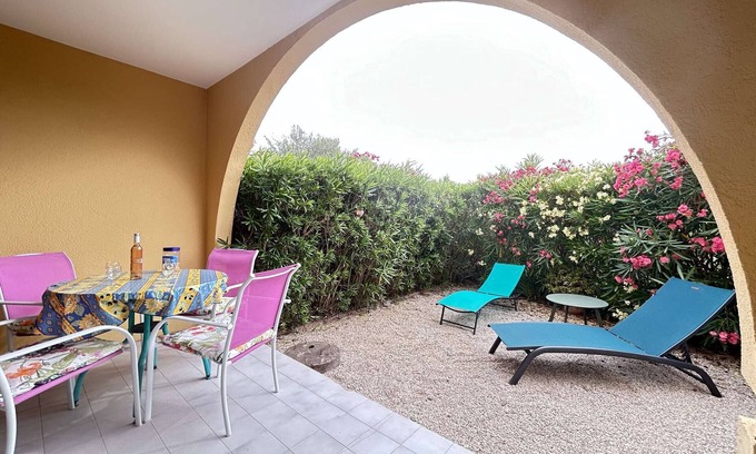 La Nartelle Apartment | Cozy 1-Bedroom Apartment with Pool, Terrace, and Close to Beach in Sainte-Maxime