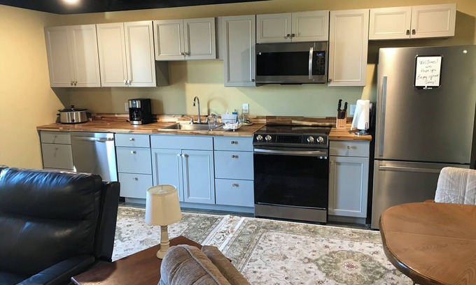 Devils Lake Cabin | Cozy 1-bedroom apartment in adorable Devils Lake
