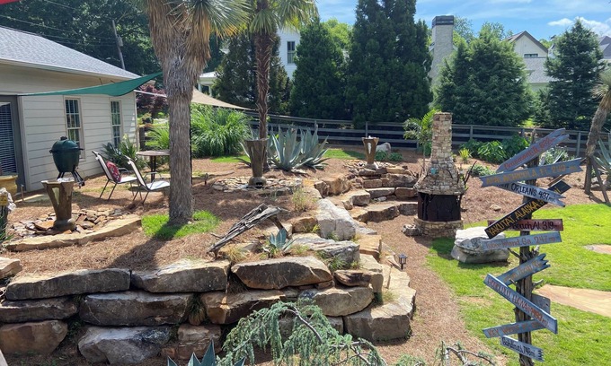 Roswell Apartment | Cozy 1-bedroom apartment in charming Roswell with pool