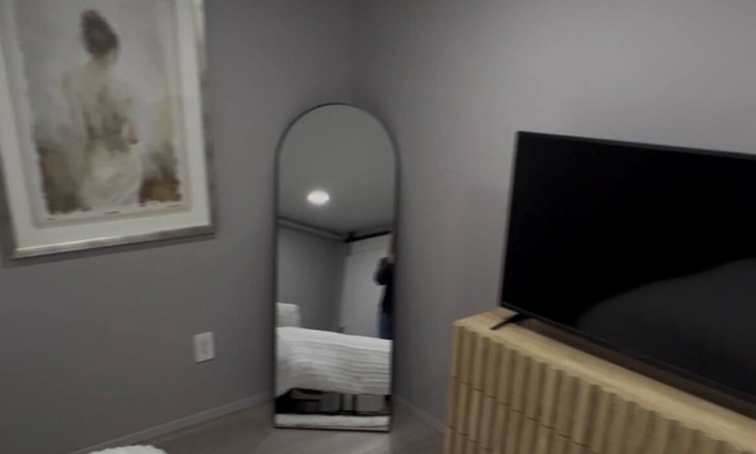 Highline Apartment | Cozy 1-bedroom apartment in beautiful Seattle, basic amenities & paid utilities