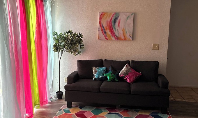 Tempe Apartment | Cozy 1-bedroom apartment with WiFi, AC in lovely Tempe