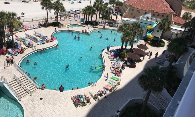 Brush - Stewarts Condo | Cozy 1-bedroom condo in superb Daytona Beach