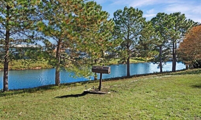 Destin Condo | Cozy 1-bedroom condo Destin, FL. Pools/tennis, Free Wi-Fi. In unit Washer/dryer