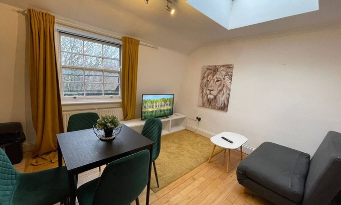 Canonbury Apartment | Cozy 1-Bedroom Apartment in Islington
